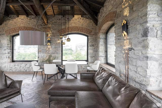 https://press.ogscommunication.com/presskits/relais-castello-di-casiglio-concreta