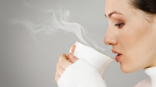 Vì sao bạn nên uống nước ấm hàng ngày? - Ảnh 1. Vì sao bạn nên uống nước ấm hàng ngày? - Ảnh 1.