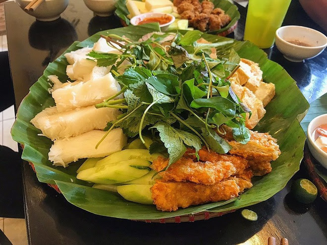 Hơn 2,5 ngàn người tranh cãi tìm ra quán bún đậu ngon nhất Sài Gòn, và đây là những cái tên lọt vào top 10 - Ảnh 9. Hơn 2,5 ngàn người tranh cãi tìm ra quán bún đậu ngon nhất Sài Gòn, và đây là những cái tên lọt vào top 10 - Ảnh 9.