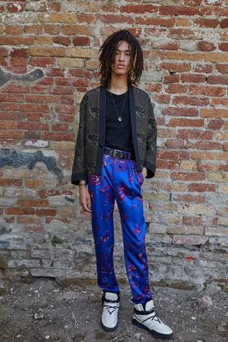 desfile masculino de primaveraverano 2022 de Saint Laurent