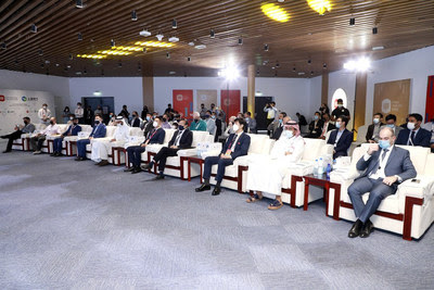 “Shanghai Electric Day” at Dubai Expo 2020 China Pavilion greets visitors with its achievements in new energy and intelligent equipment. “Shanghai Electric Day” at Dubai Expo 2020 China Pavilion greets visitors with its achievements in new energy and intelligent equipment.