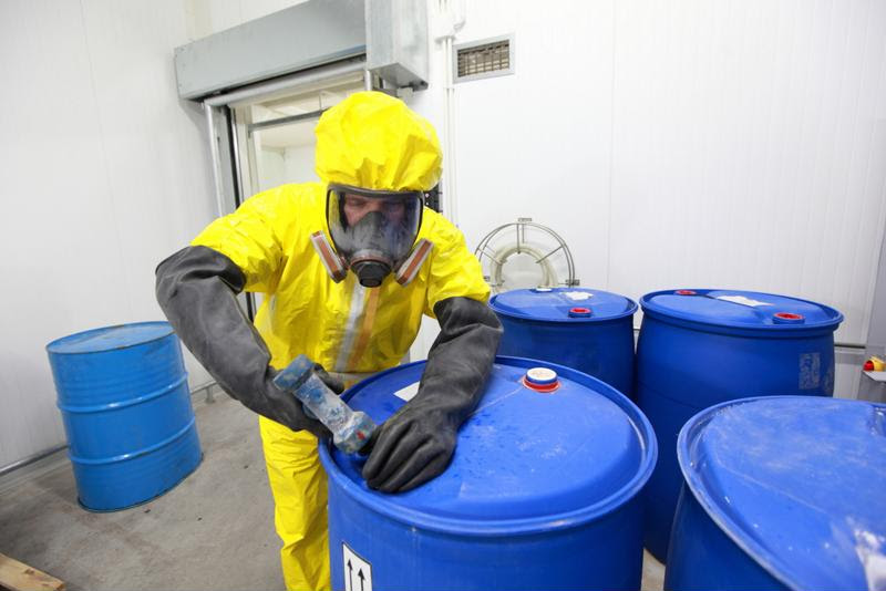Chemical incident management differs depending on the circumstances.