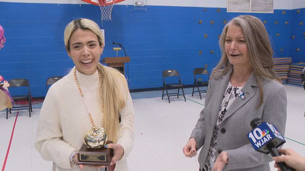  Miss F earns an A, and Golden Apple, for outstanding teaching