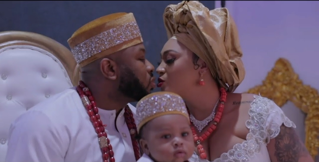 Olakunle Churchill and Rosy Meurer show their son