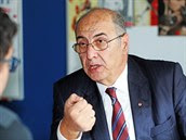 Turecký velvyslanec Ahmet Necati Bigali