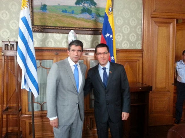 Arreaza se reúne con su homólogo de Uruguay Raúl Sendic