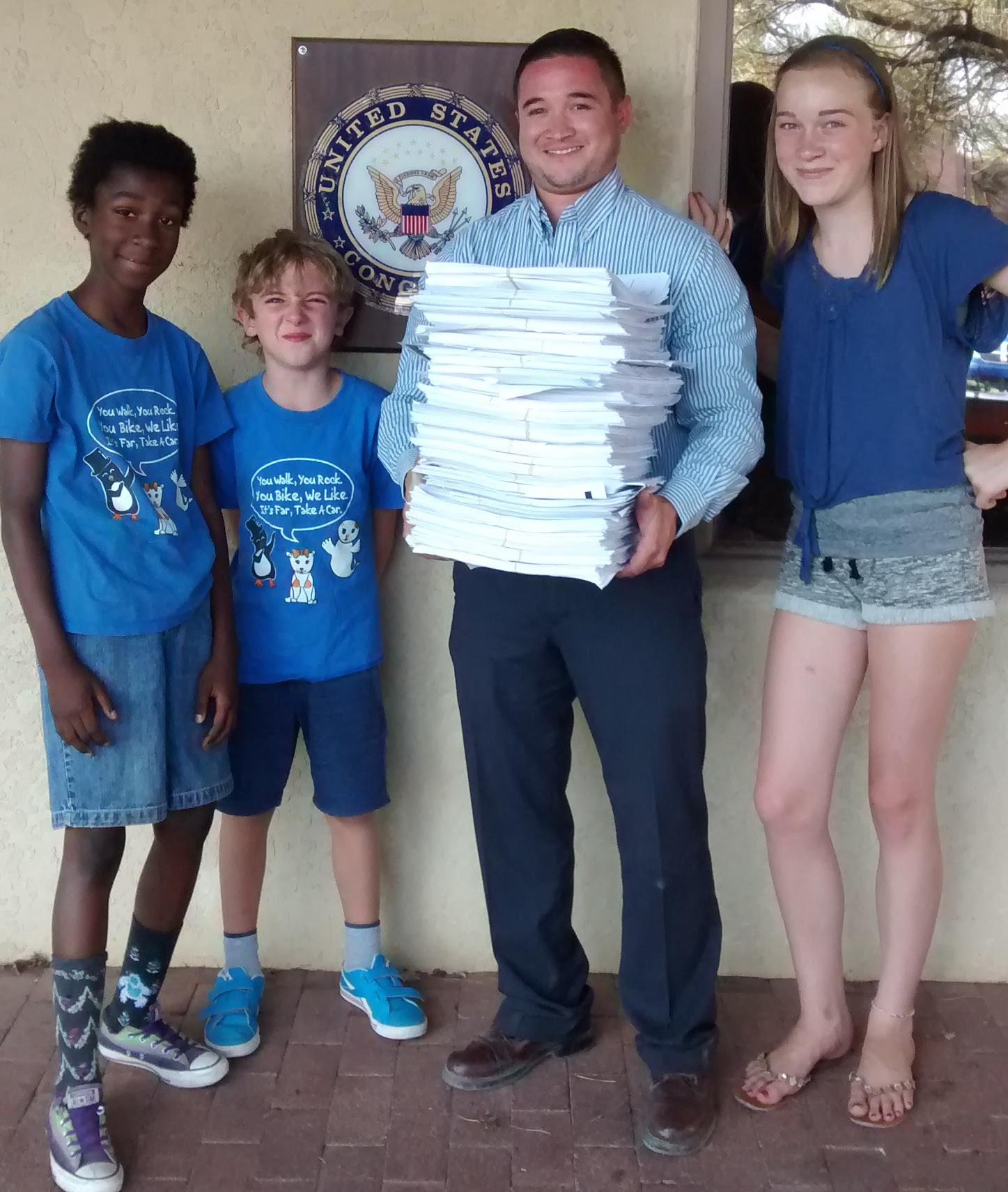 Activists deliver petitions to Congress pc WG