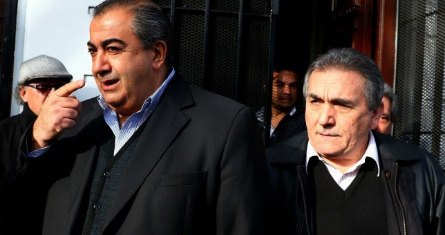 Gremios de profesionales duros contra Daer Gremios de profesionales duros contra Daer