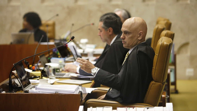 Maioria dos ministros do STF permite que governo amplie Auxílio Brasil em 2022