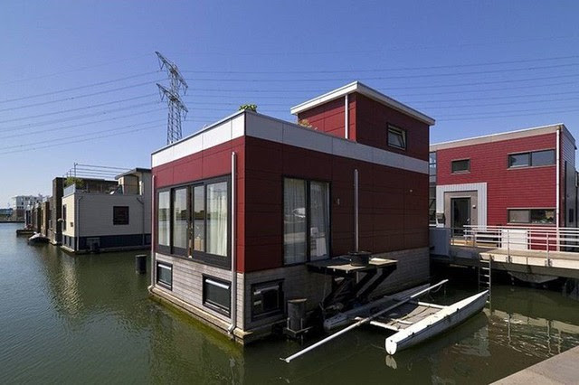 Ngạc nhiên với hàng trăm ngôi nhà xinh đẹp được xây nổi trên mặt nước tại Amsterdam photo 3 1557218763609917988949 Ngạc nhiên với hàng trăm ngôi nhà xinh đẹp được xây nổi trên mặt nước tại Amsterdam