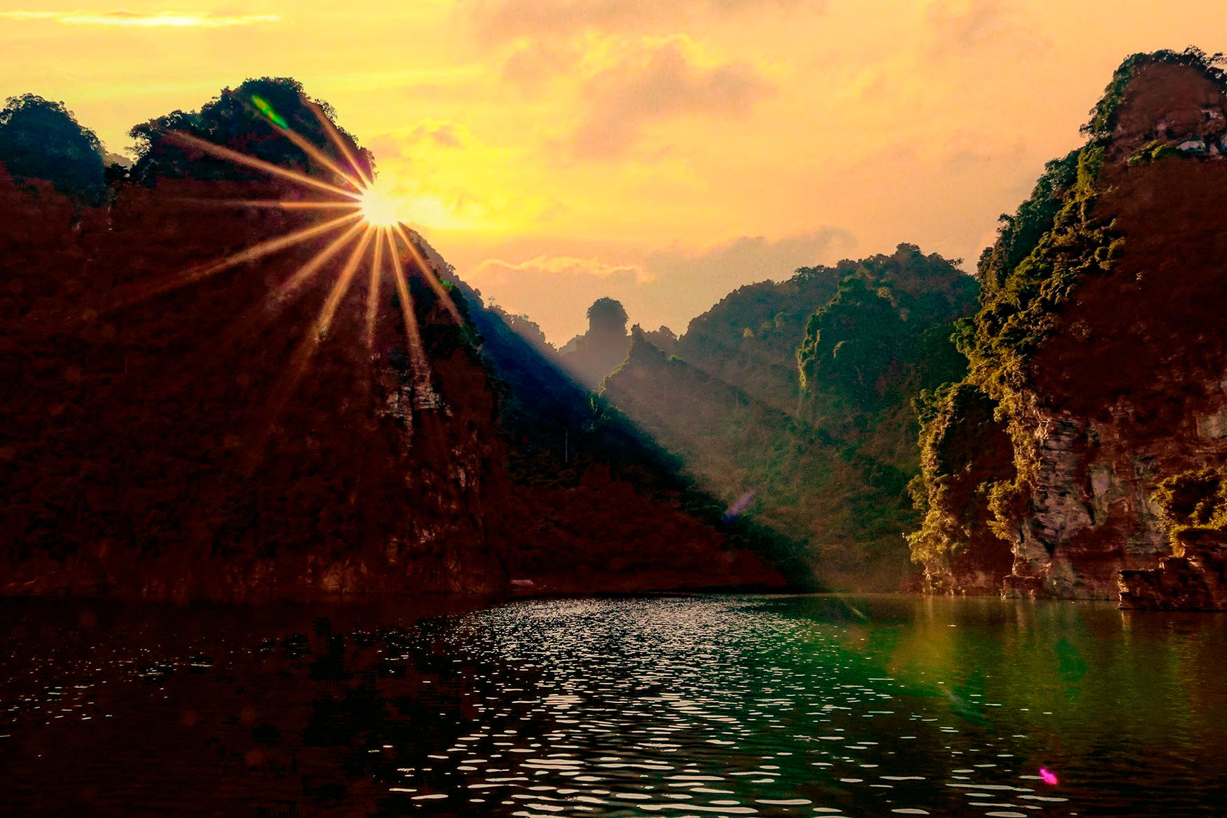 Hồ nước ngọt nhân tạo lớn nhất Tuyên Quang hiện ra đẹp như phim, có ngọn thác đổ, rừng nguyên sinh - Ảnh 10.