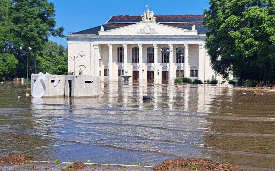 Flooding continues in the occupied Kherson region after the destructions of Kakhovka Hydroelectric Power Plant