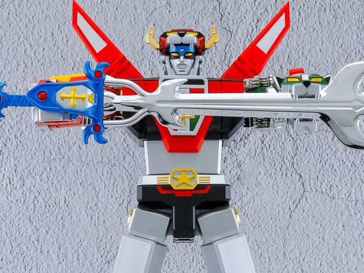 Voltron: Defender of the Universe Action Gokin Series Voltron Lion Force Figure