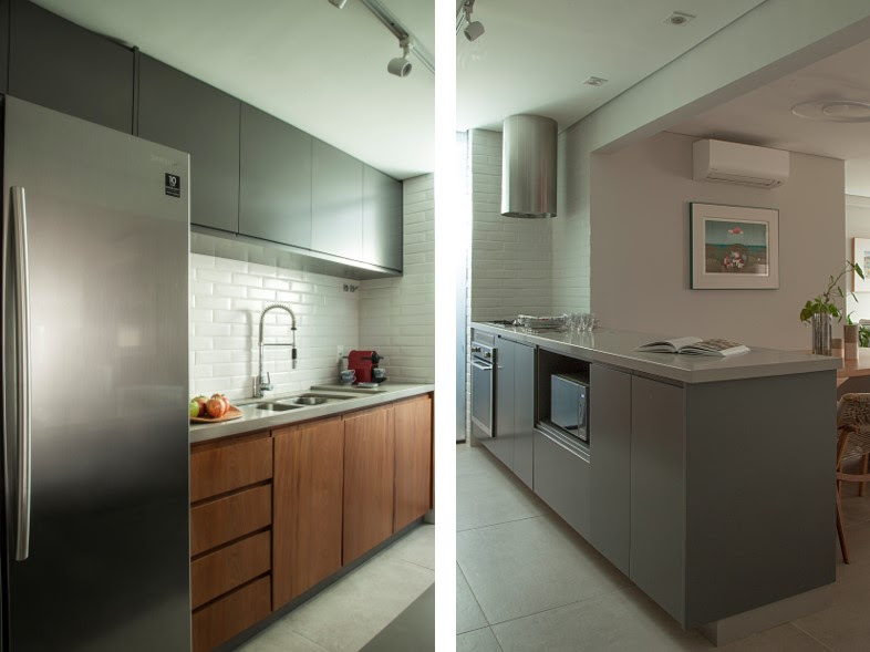 Exemplo de cozinha com portas e gavetas de puxar, em que a metragem do espaço é adequada para o tipo de móvel | Projeto de Bruno Moraes Arquitetura | Fotos: Luis Gomes