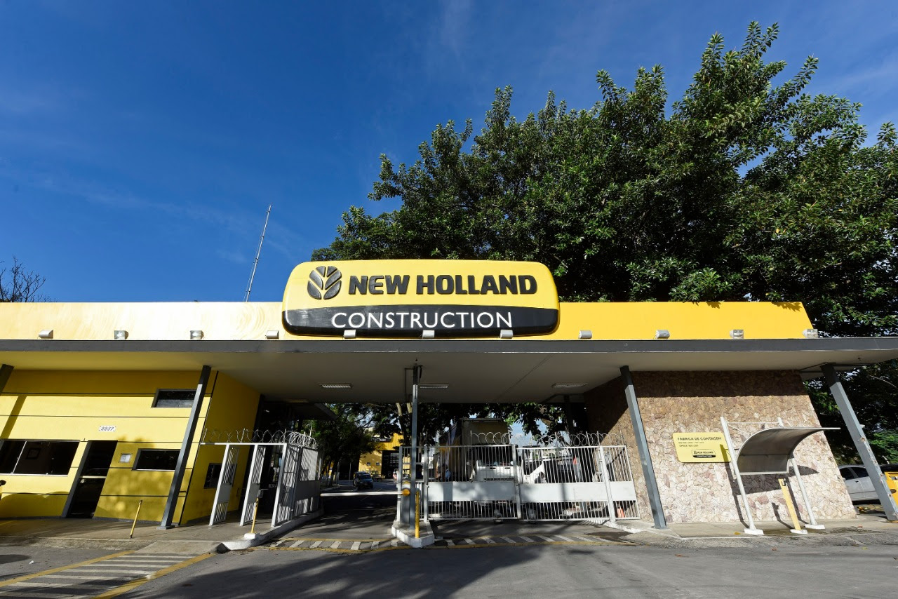 Portal Brasil Engenharia  New Holland amplia linha de tratores