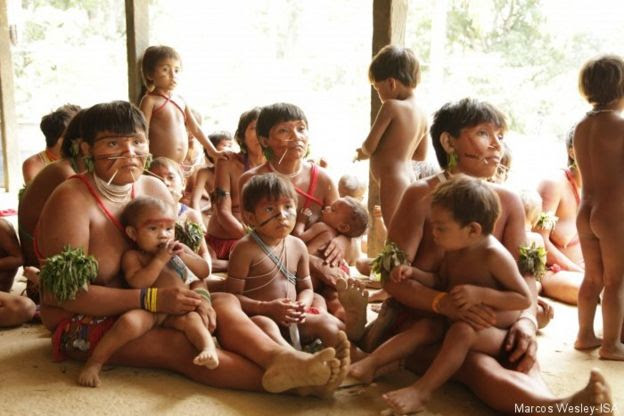 Foto de arquivo de índios ianomâmis