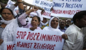 Pakistan: Muslim clerics oppose building of Hindu temple, court halts construction