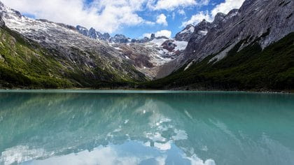 La Laguna Esmeralda es uno de los lugares donde abundan los turbales (Shutterstock)