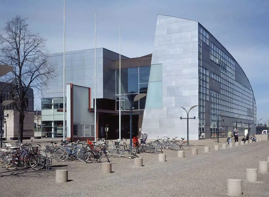 Kiasma Museum of Contemporary Art Steven Holl Helsinki earchitect