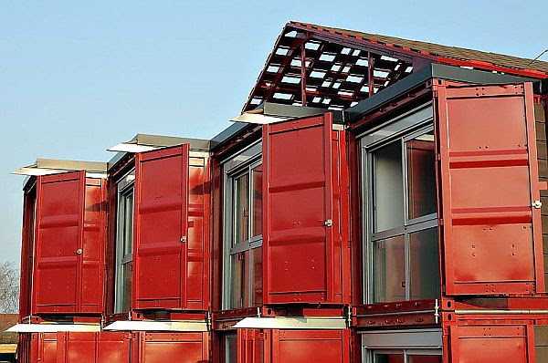 25-two-storey-container-house