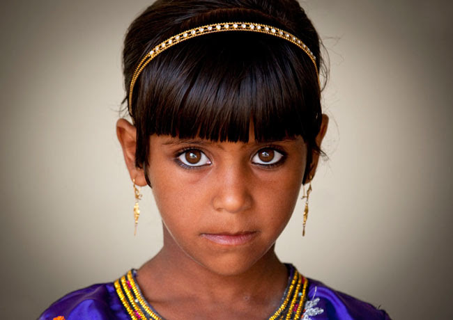 http://chicquero.files.wordpress.com/2012/03/international-womens-day-chicquero-oman.jpg?w=800