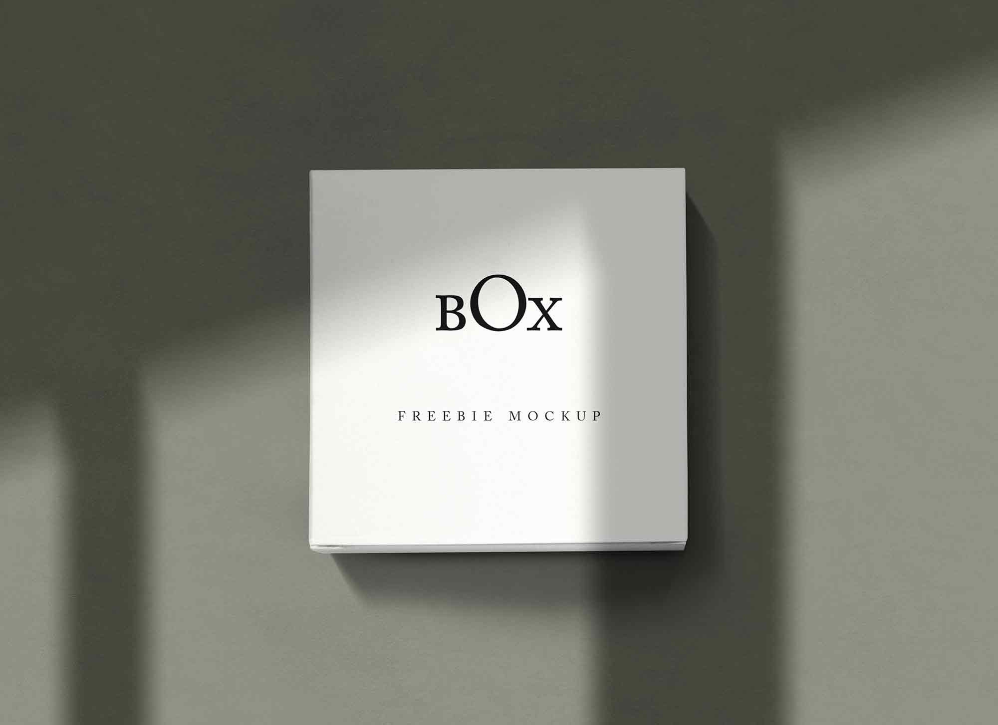 Free Minimal Square Box Mockup (PSD)