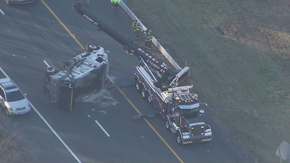  Dump truck crashes on I-295 in Attleboro