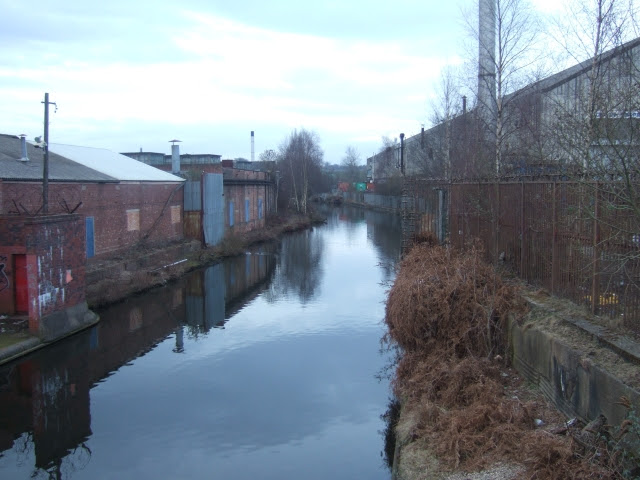 File:The Icknield Port Loop canal - geograph.org.uk - 1759452.jpg