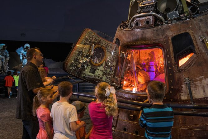 Indoor Things to Do in Houston - 30 cheap activities and fun places near you 28 Museum