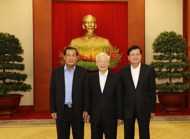 Rencontre des hauts dirigeants du Vietnam, du Cambodge et du Laos hinh anh 2