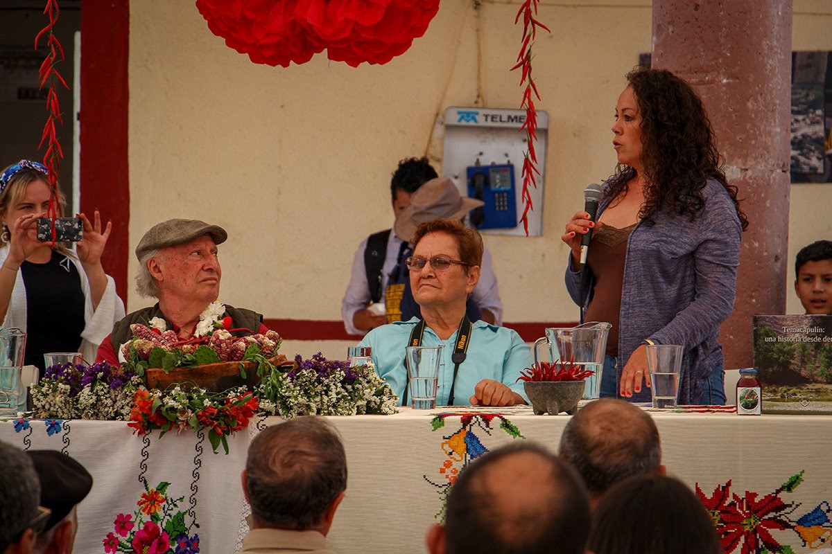 Martha Álvarez, originaria de Palmarejo, durante su participación durante la visita de Víctor Manuel Toledo Manzur, titular de la Semarnat a la comunidad de Temacapulín. Foto: Mario Marlo