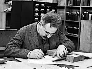 Walter Benjamin
1280x720 1.jpeg