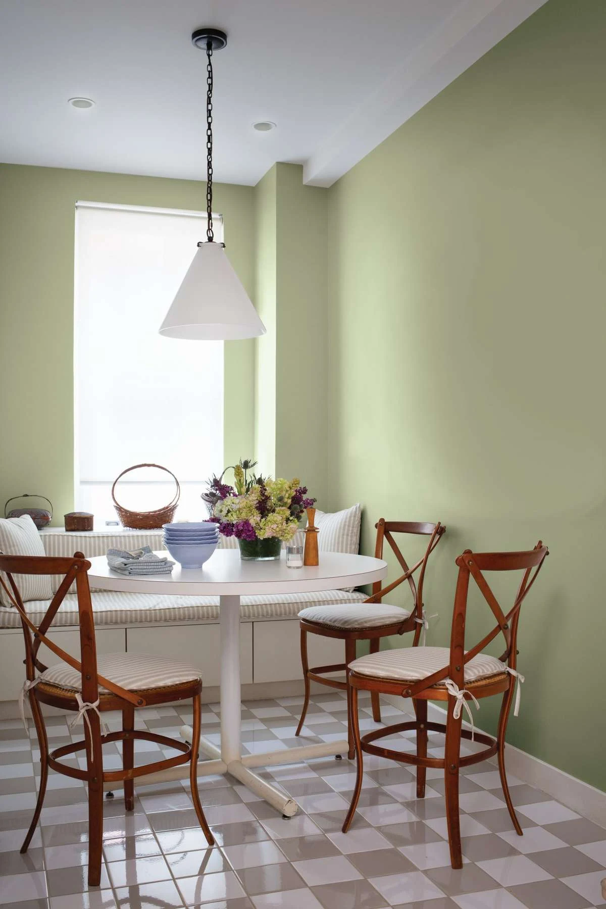 HGTV Home by Sherwin Williams Released the 2023 Colors of the Year