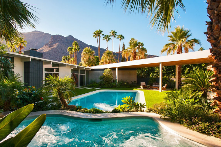 Modern Oaisis - Palm Springs