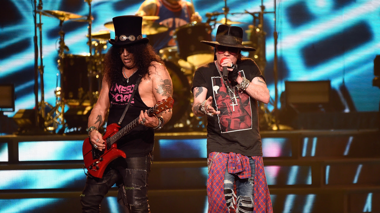 Are Guns N' Roses headlining Glastonbury 2023?