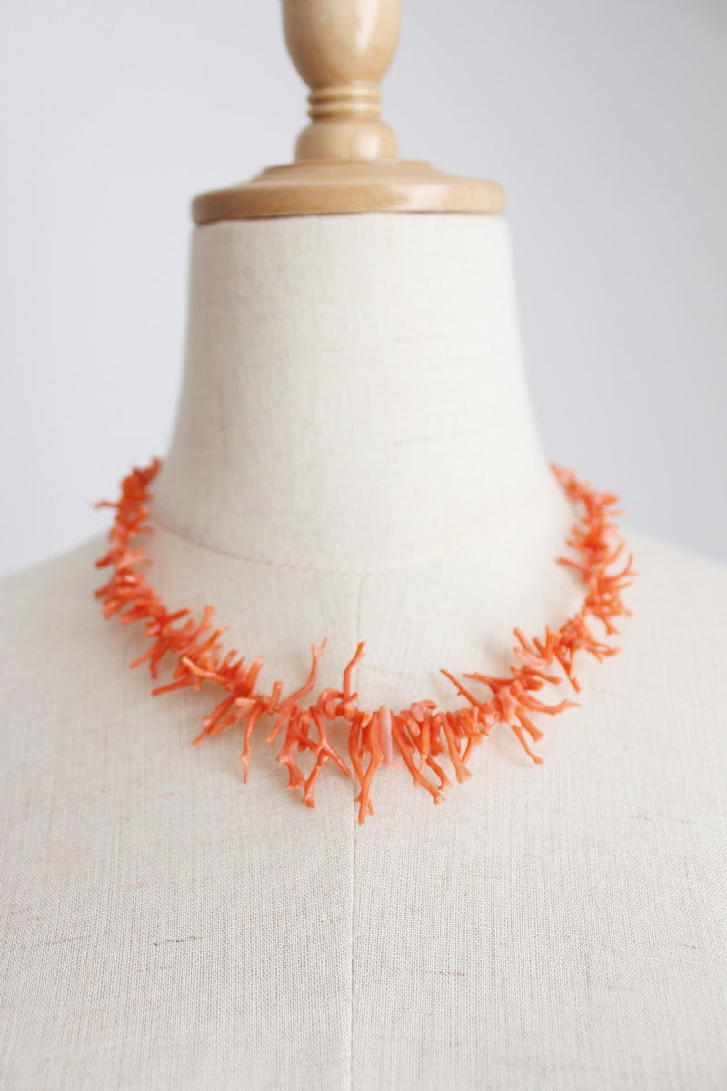 VINTAGE GENUINE CORAL NECKLACE