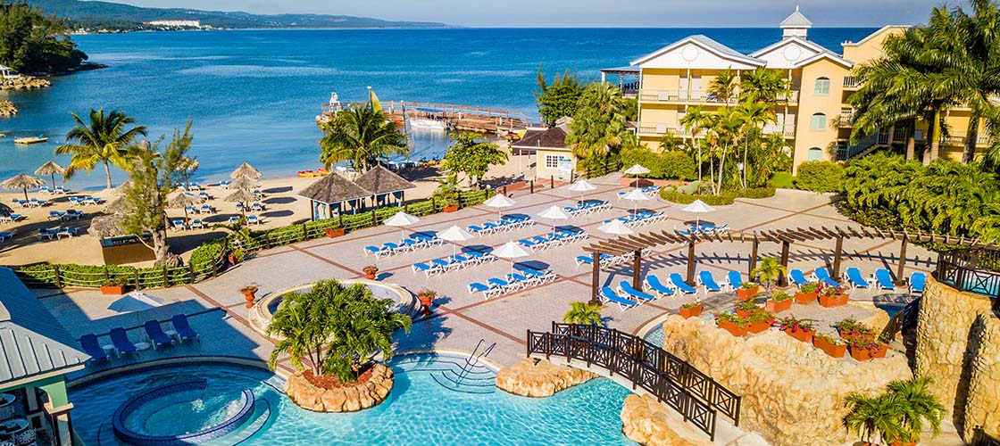 Jewel Paradise Cove Beach Resort & Spa 