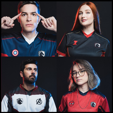 No sentido horário: Lorenzo “Lagonis” Volpi, Haru Jiggly, Natália "daiki" Vilela e Leo "ziGueira" Duarte com as jerseys da collab entre Team Liquid e Marvel – foto/ divulgação Team Liquid