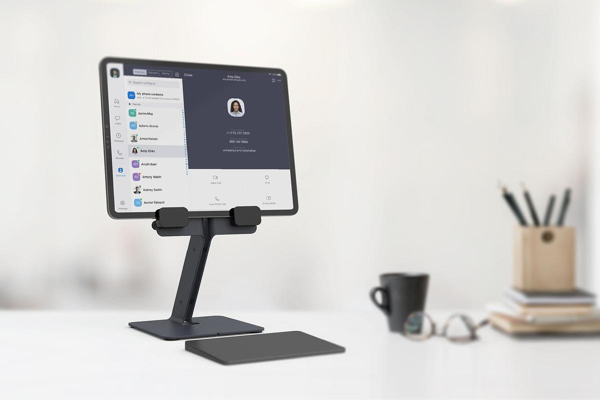 Heckler H620 iPad Desk stand