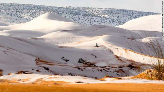 Lý giải hiện tượng tuyết rơi trắng xóa tại... sa mạc Sahara - Ảnh 13.
