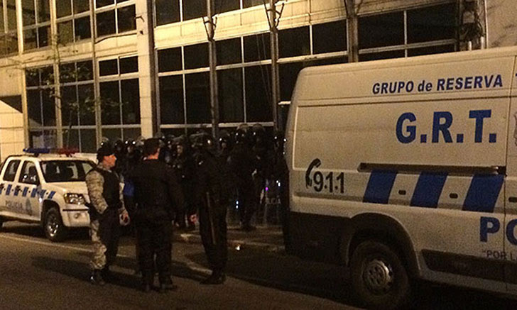 incidentes-desalojo-policia-estudiantes-codicen