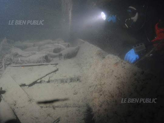 La découverte sous-marine a rebondi à Dijon où l’ Institut Universitaire de la Vigne et du Vin – Jules-Guyot, et notamment Régis Gougeon, a ouvert un nouveau partenariat avec l’université de Reims, l’université technique de Münich et le centre Helmholtz de Münich. Leurs travaux consacrés aux bouteilles immergées en 1840 viennent d’être publiés dans la prestigieuse revue de l’Académie nationale américaine des sciences. Photos Anders Näsman/The government of Aäland et F. J.