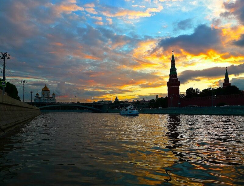 Закат на Москве-реке