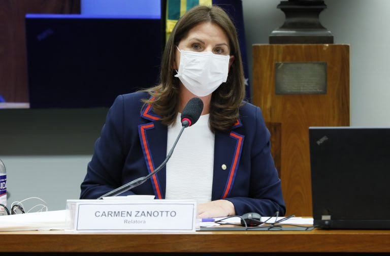 Reunião Técnica por videoconferência – Desenvolvimento de Vacina pela Universidade de Oxford. Dep. Carmen Zanotto (CIDADANIA - SC)