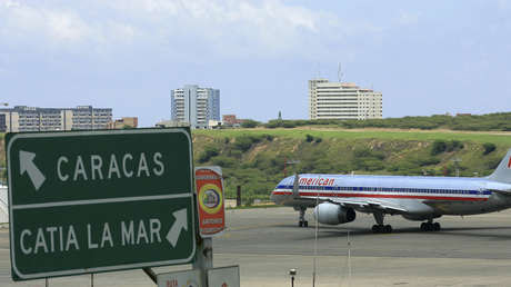 Un avión de American Airlines en el aeropuerto de Maiquetía (Caracas), el 12 de septiembre de 2008.