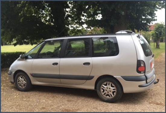 Un Renault Espace devenu un danger mortel
