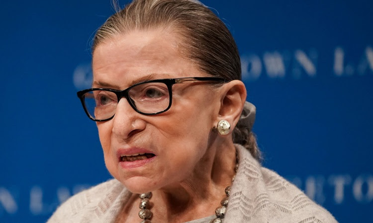 Thẩm phán Ruth Bader Ginsburg tại thủ đô Washington tháng 9/2019. Ảnh: Reuters.