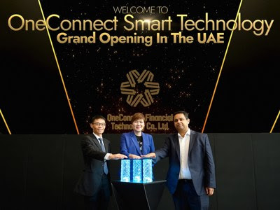 From left to right: Wai Lum Kwok - Senior Executive Director (Authorisation & Fintech) ADGM, Tan Bin Ru – CEO (Southeast Asia) OneConnect Financial Technology & Vishal Dalal – CEO (North America, Europe & Asia) Pismo From left to right: Wai Lum Kwok - Senior Executive Director (Authorisation & Fintech) ADGM, Tan Bin Ru – CEO (Southeast Asia) OneConnect Financial Technology & Vishal Dalal – CEO (North America, Europe & Asia) Pismo