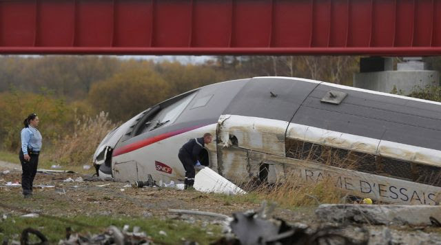 More Terror Strikes France – 5 Dead As French High-Speed Train Allegedly Hit by Terrorists (Videos and Photos)
