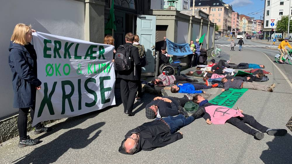 Extinction Rebellion die-in in Norway